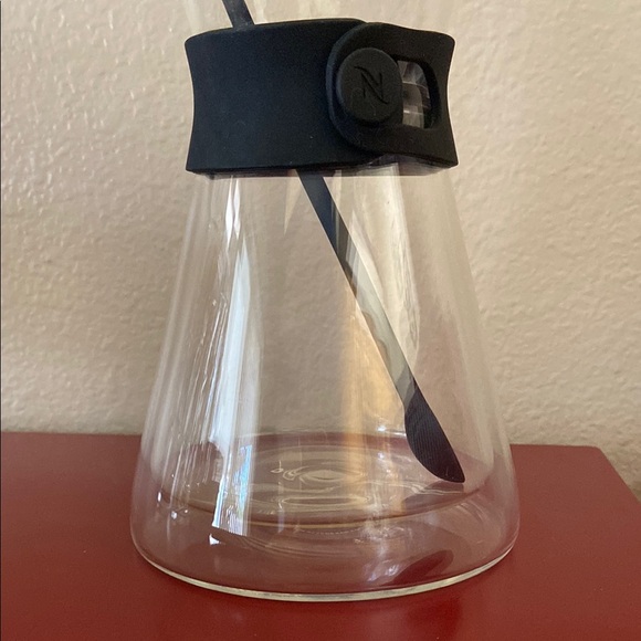 Nespresso Vertuo Carafe with Accessories - Picture 7 of 9